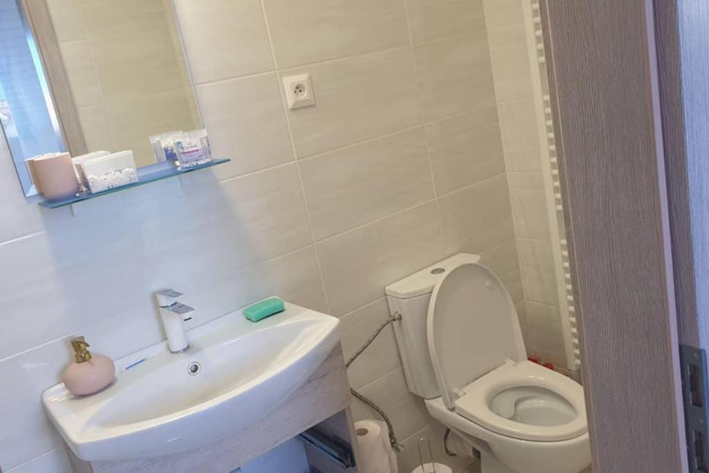 Utulny Apartman Kmetova Kosice Exterior photo